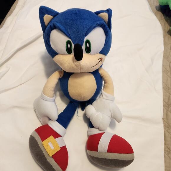 Sonic the hedgehog  16" plush - Picture 1 of 5